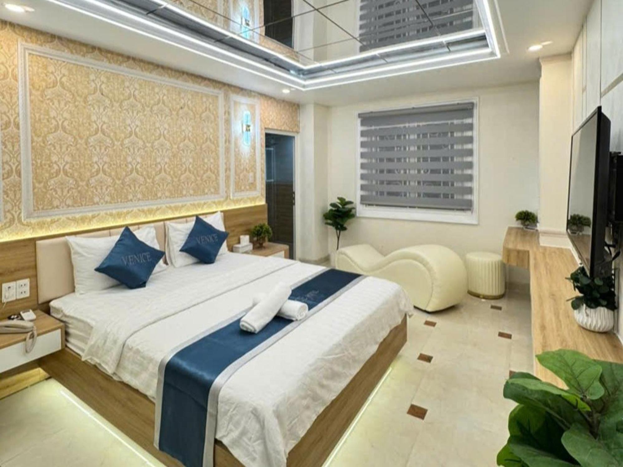 Minh Ngoc Hotel Ho Chi Minh City Exterior photo
