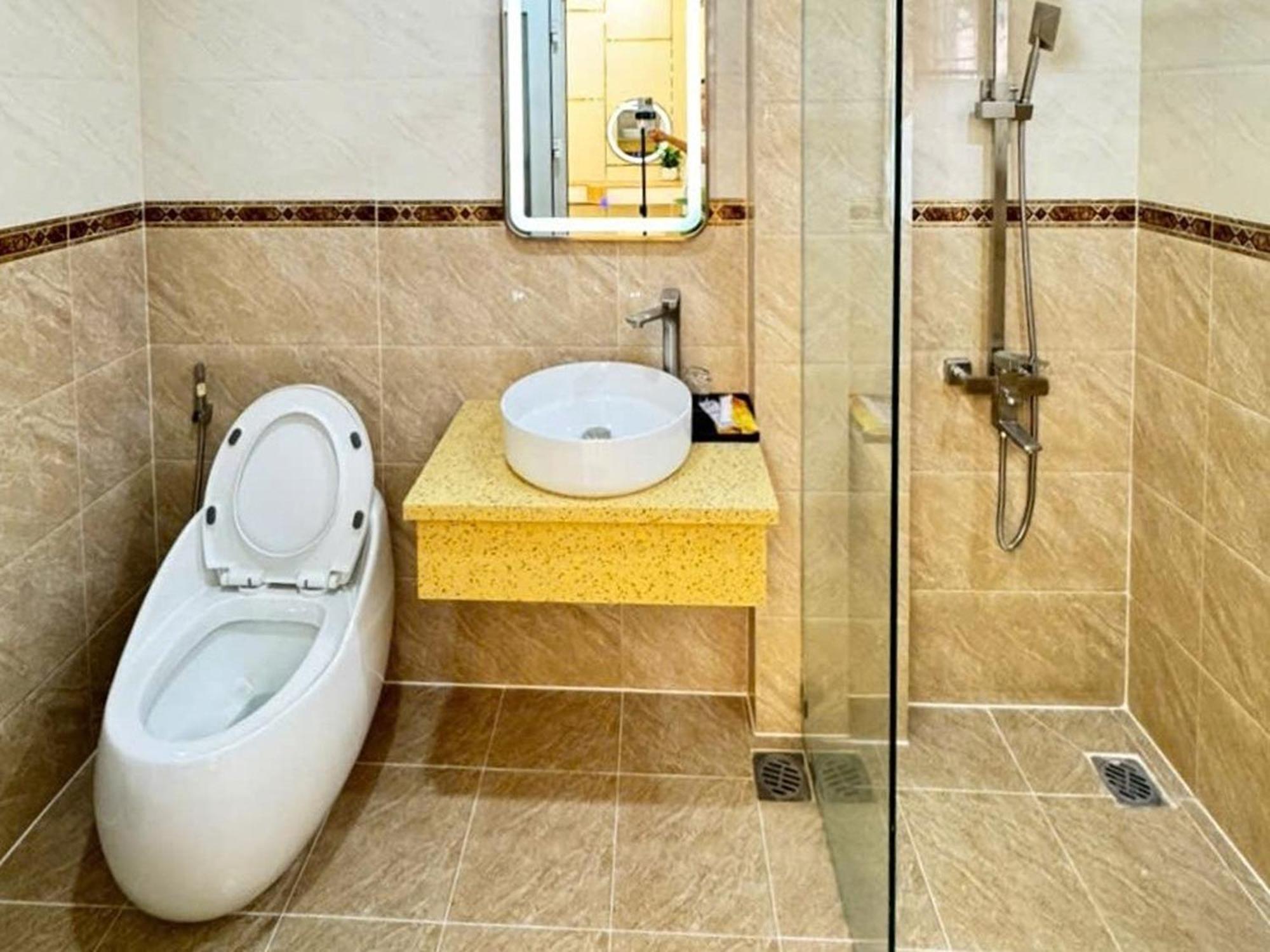 Minh Ngoc Hotel Ho Chi Minh City Exterior photo
